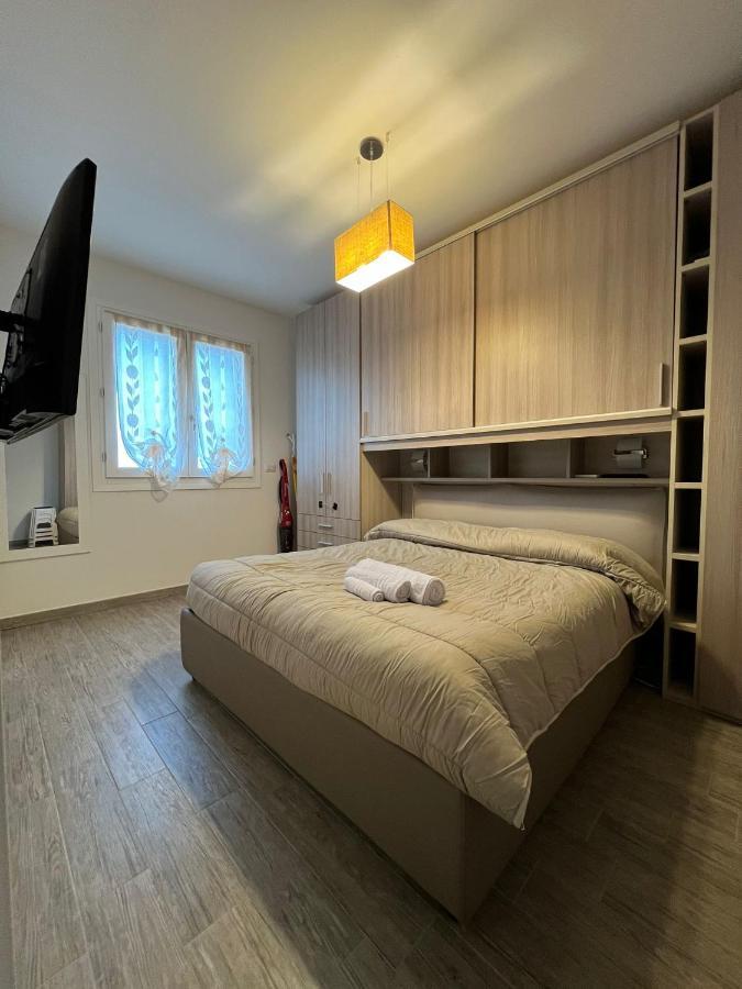Pm 10 Via Joan Miro Guest House Alghero Bagian luar foto